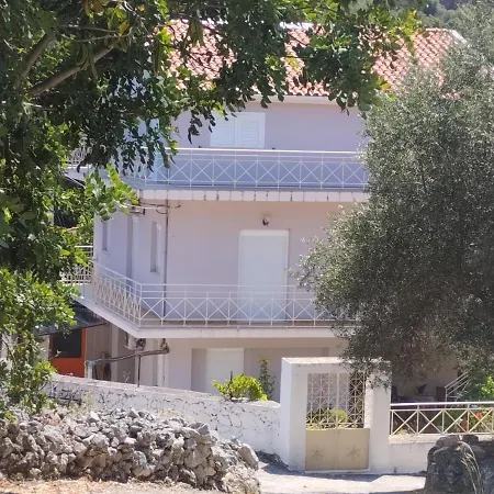 بيت للعطل Stefi House